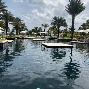 Meet your Posher, Elisabeth